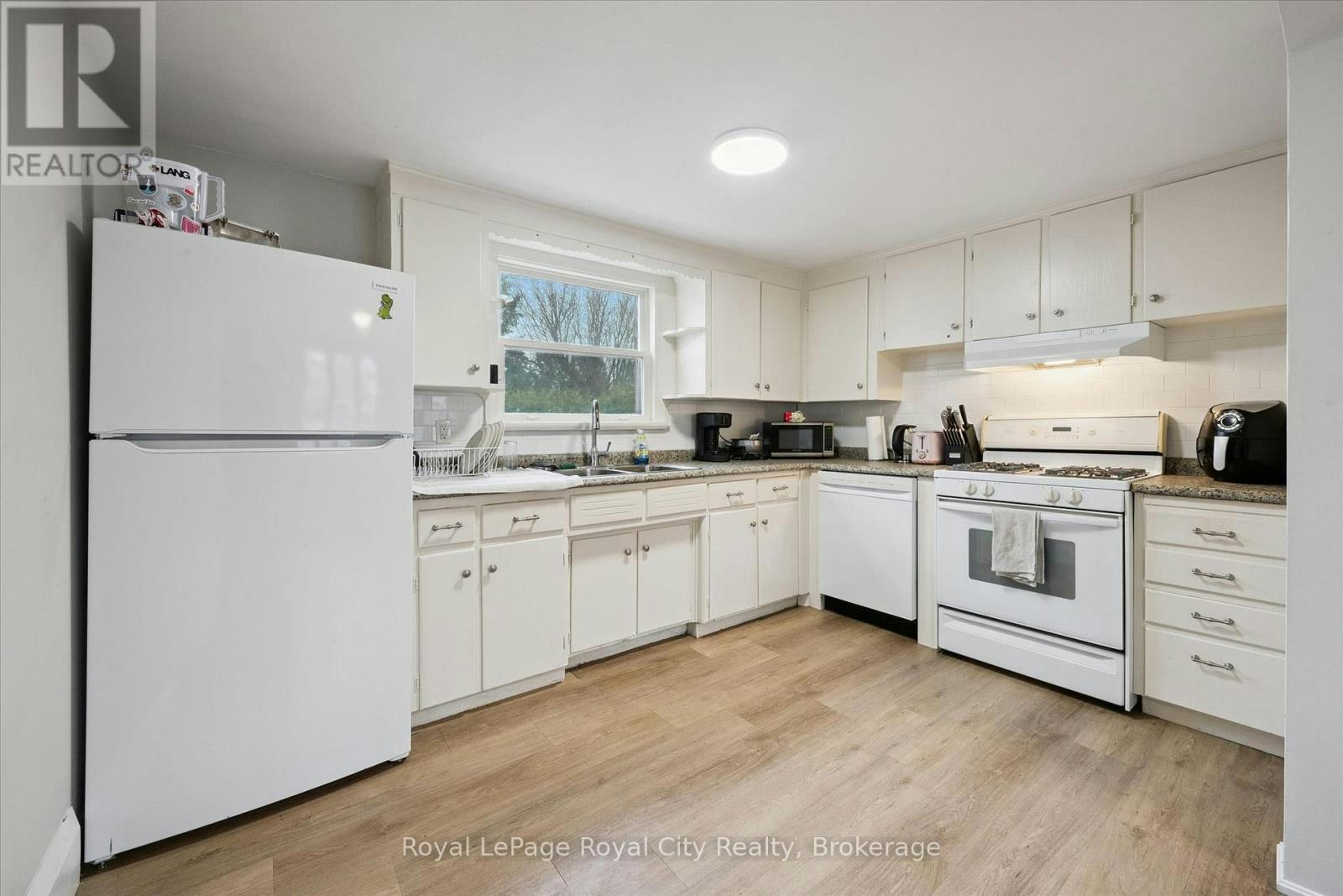 2-29 Hooper Street W, Guelph, ON, N1E 5W6 - 3