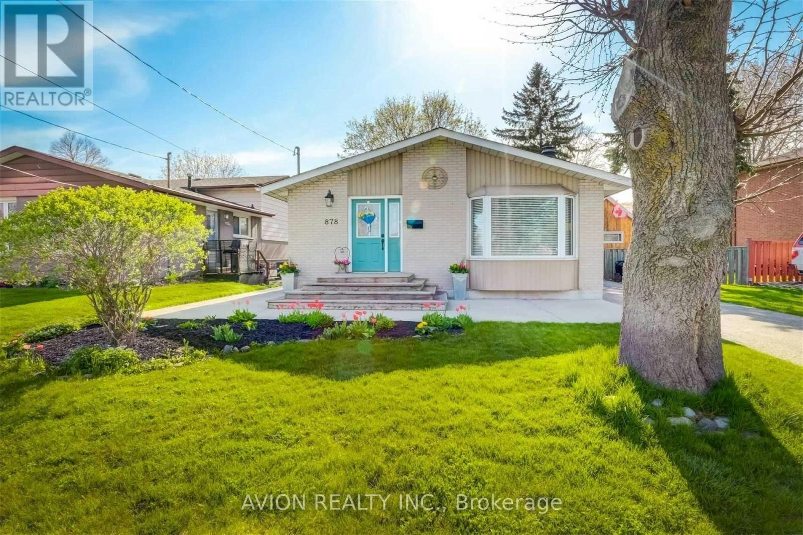 MAIN FL-878 Shore Boulevard WEST, Pickering, ON, L1W 2V7
