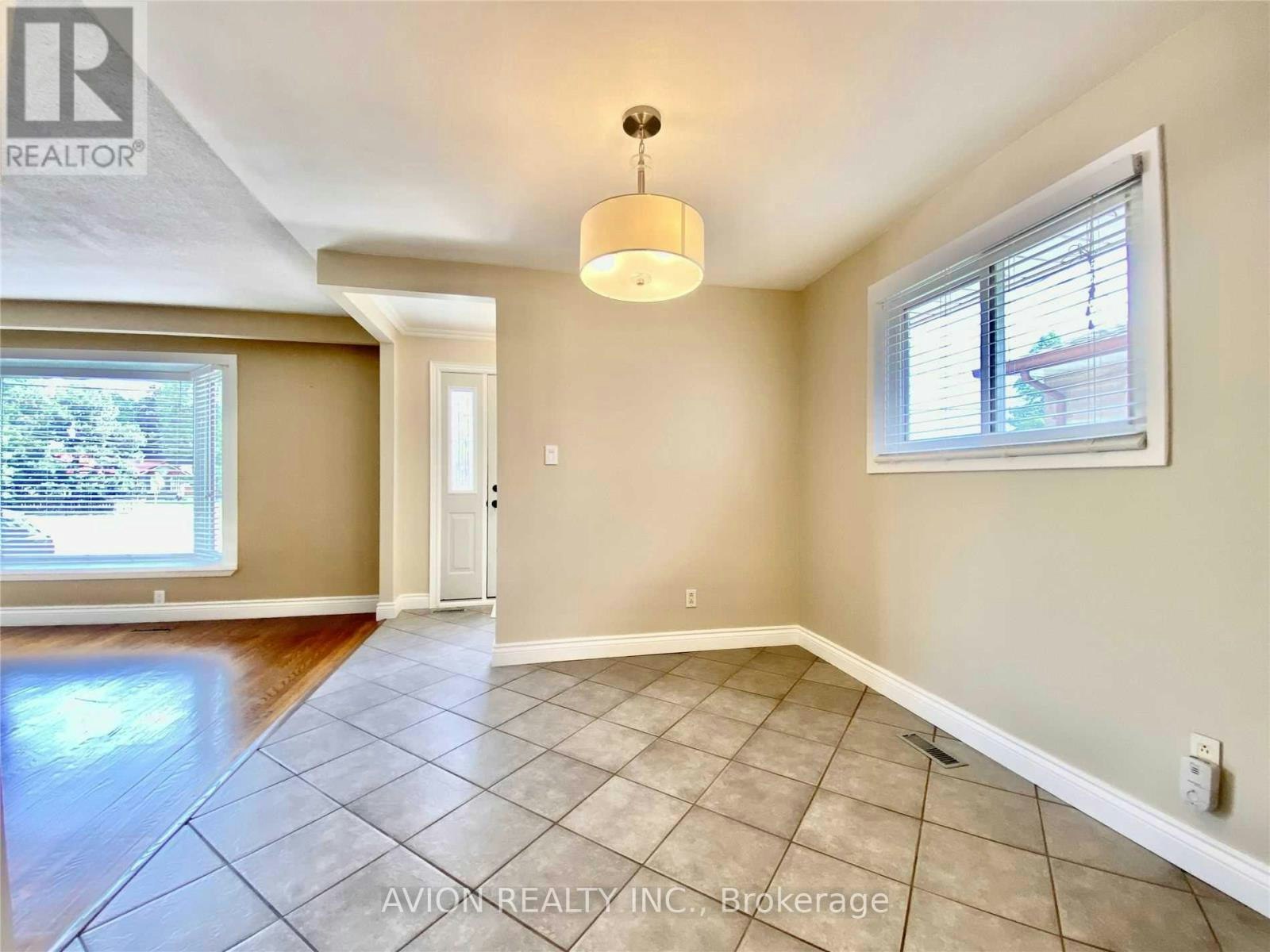 MAIN FL-878 Shore Boulevard WEST, Pickering, ON, L1W 2V7 - 11