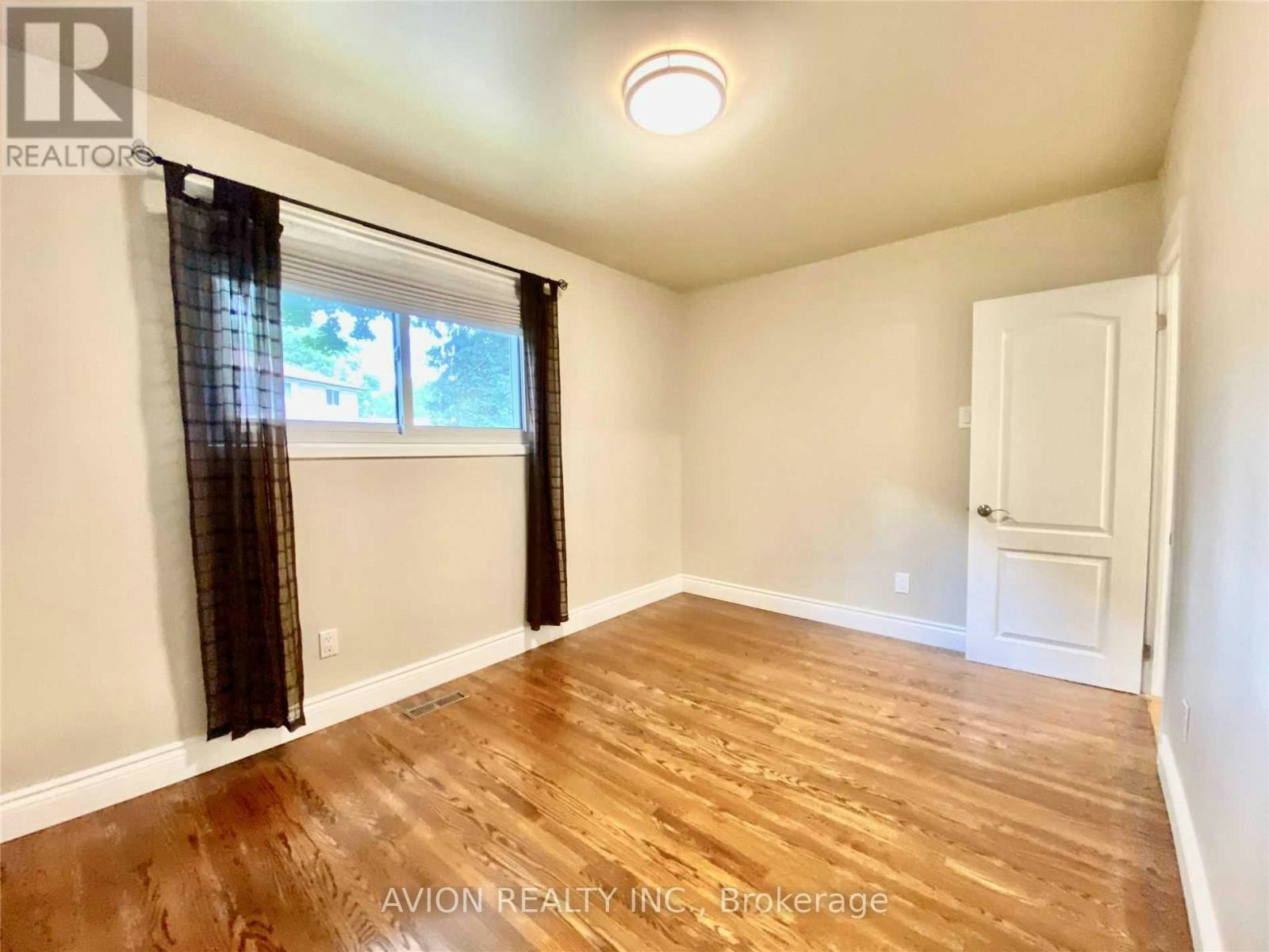MAIN FL-878 Shore Boulevard WEST, Pickering, ON, L1W 2V7 - 22