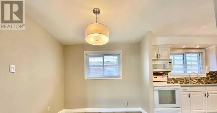 MAIN FL-878 Shore Boulevard WEST, Pickering, ON, L1W 2V7 - 10
