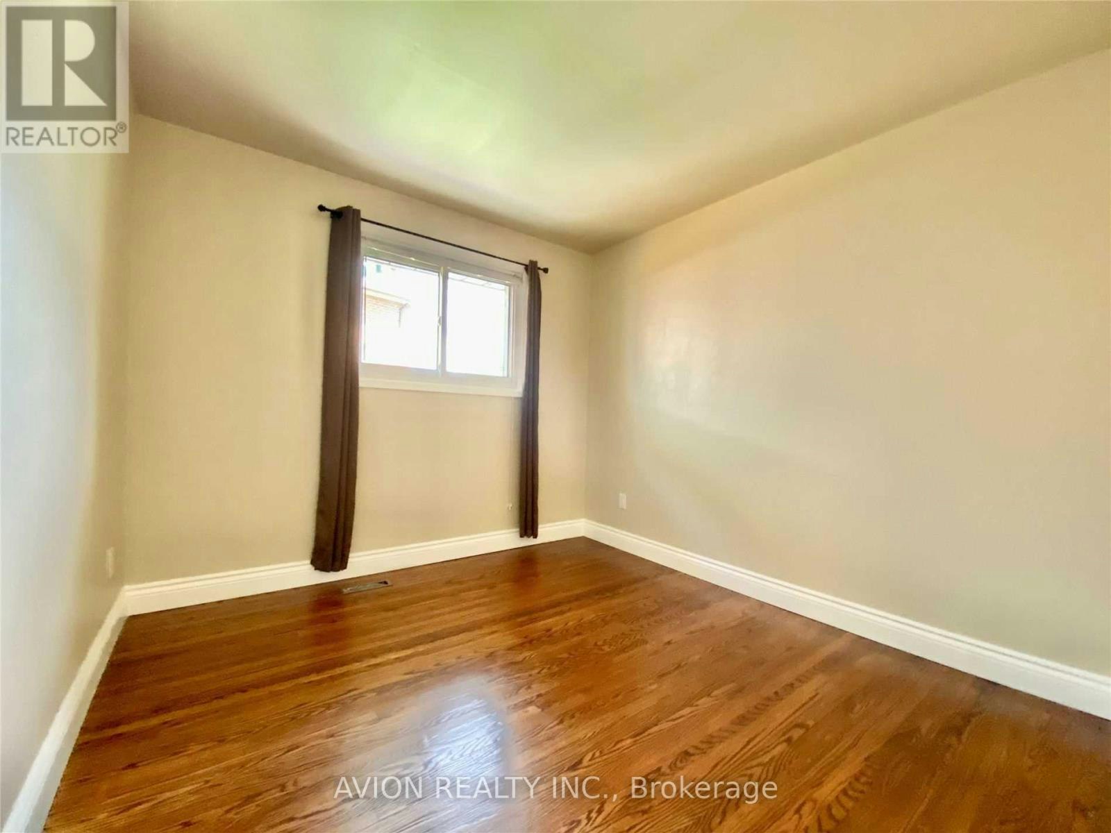 MAIN FL-878 Shore Boulevard WEST, Pickering, ON, L1W 2V7 - 17