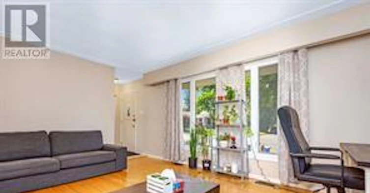 2095 Haig Drive, Ottawa, ON, K1G 2K8 - 4