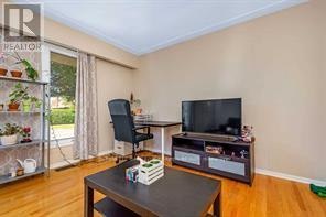 2095 Haig Drive, Ottawa, ON, K1G 2K8 - 2