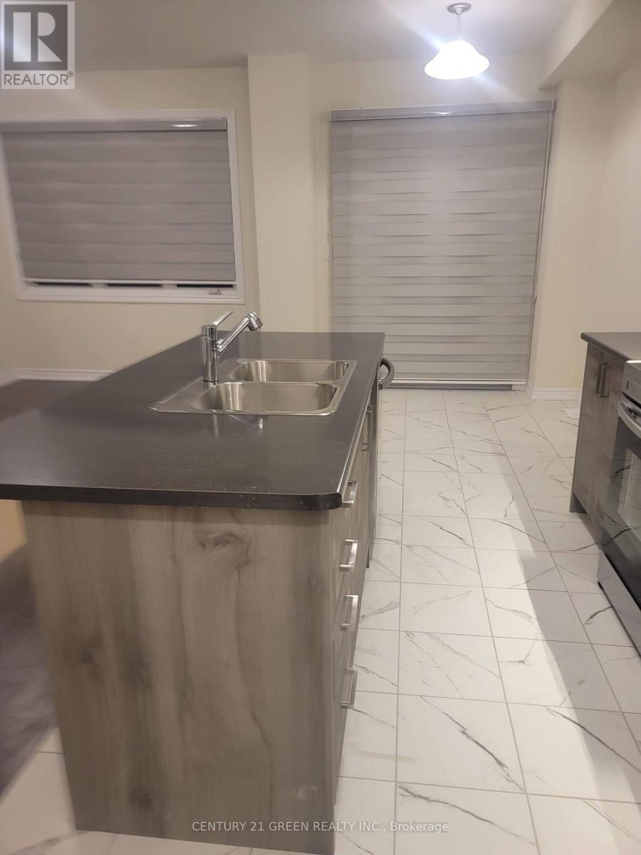 21 Vanilla Trail, Thorold, ON, L2V 0K6 - 16