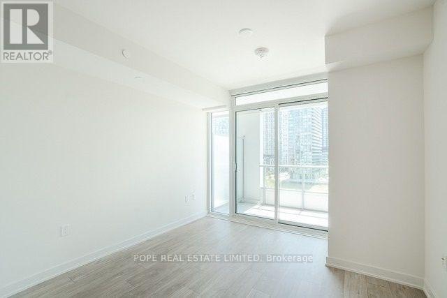 604W-27 Bathurst Street, Toronto, ON, M5V 1C1 - 15