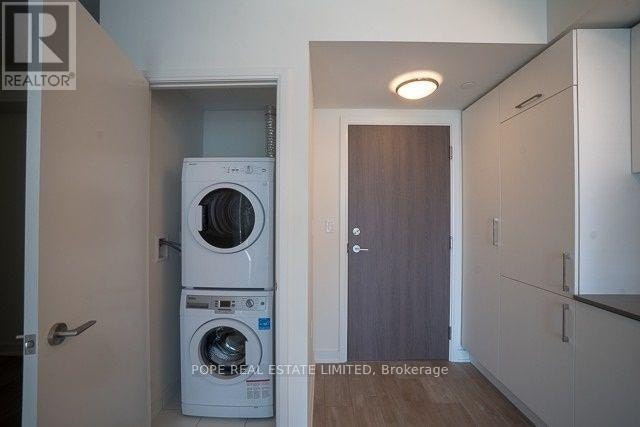 604W-27 Bathurst Street, Toronto, ON, M5V 1C1 - 14