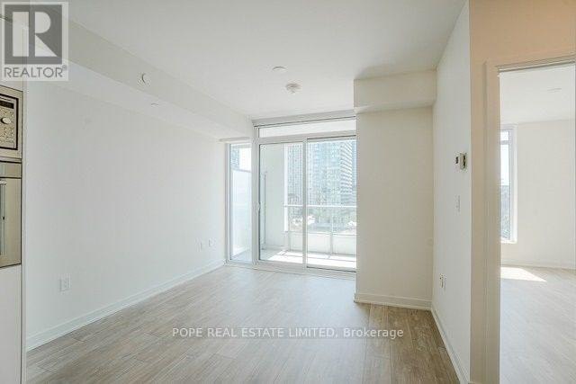 604W-27 Bathurst Street, Toronto, ON, M5V 1C1 - 16