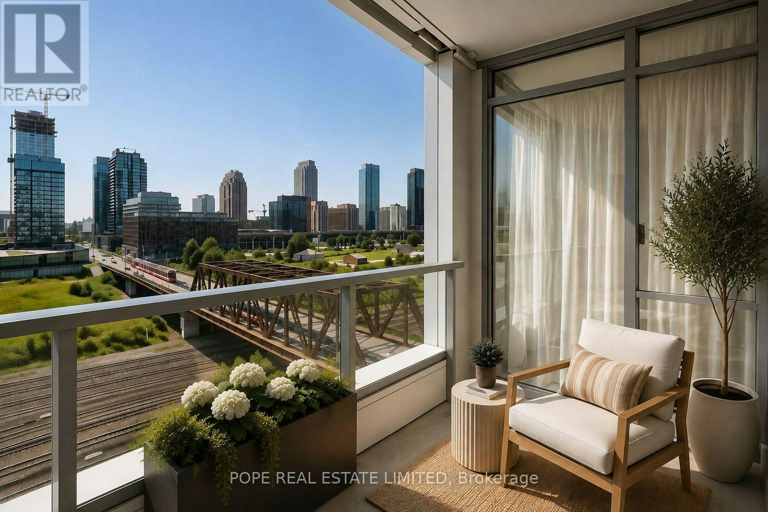 604W-27 Bathurst Street, Toronto, ON, M5V 1C1 - 8