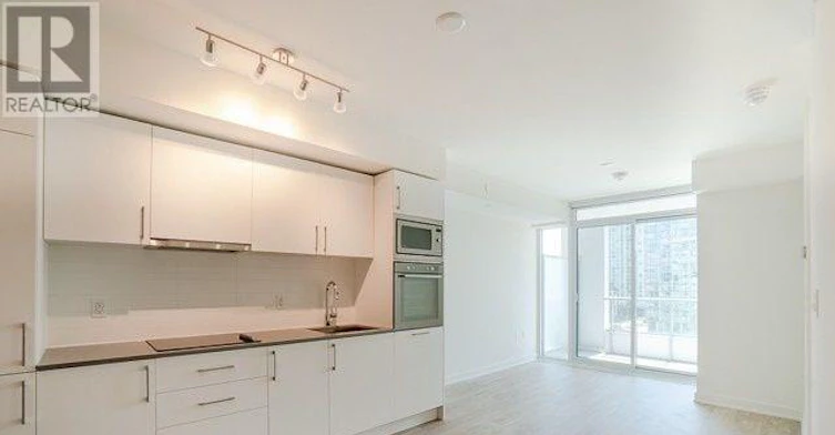 604W-27 Bathurst Street, Toronto, ON, M5V 1C1 - 10