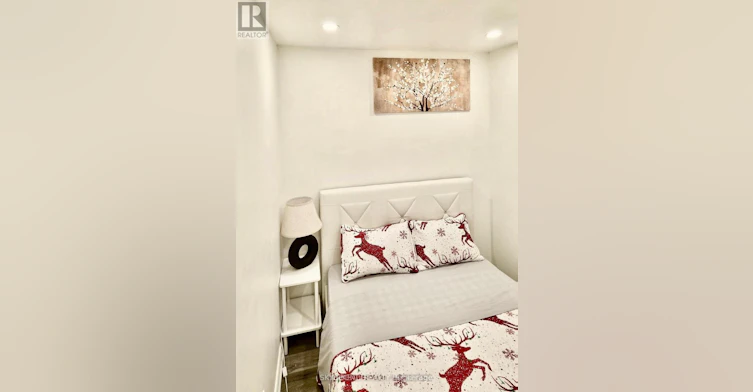 AND 2-1 2586 Room 1 Foxmeadow Road N, Peterborough, ON, K9L 1X2 - 13