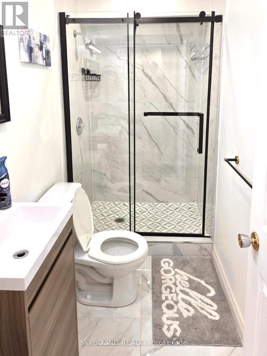 AND 2-1 2586 Room 1 Foxmeadow Road N, Peterborough, ON, K9L 1X2 - 9