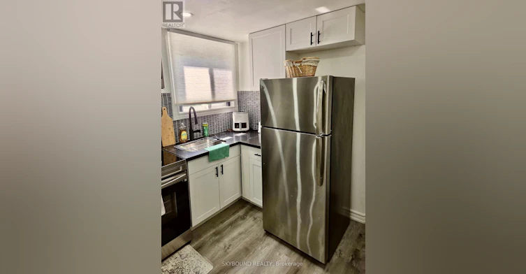 AND 2-1 2586 Room 1 Foxmeadow Road N, Peterborough, ON, K9L 1X2 - 6