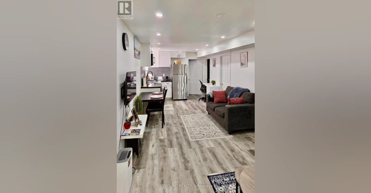 AND 2-1 2586 Room 1 Foxmeadow Road N, Peterborough, ON, K9L 1X2 - 3