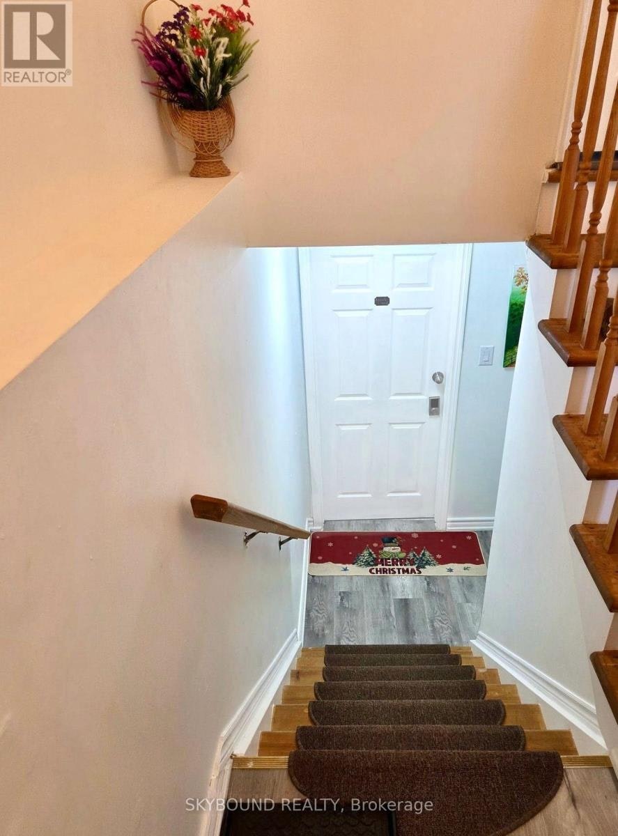 AND 2-1 2586 Room 1 Foxmeadow Road N, Peterborough, ON, K9L 1X2 - 2