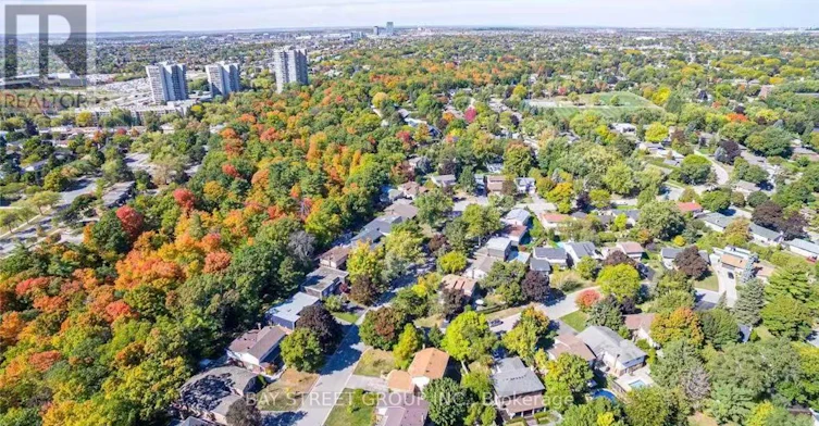 1214 Half Moon Lane, Oakville, ON, L6H 2E5