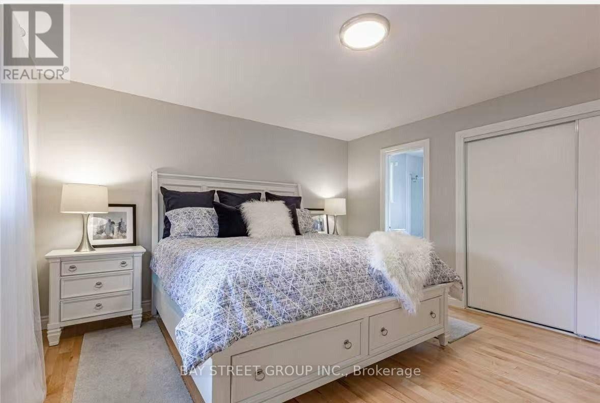 1214 Half Moon Lane, Oakville, ON, L6H 2E5 - 8