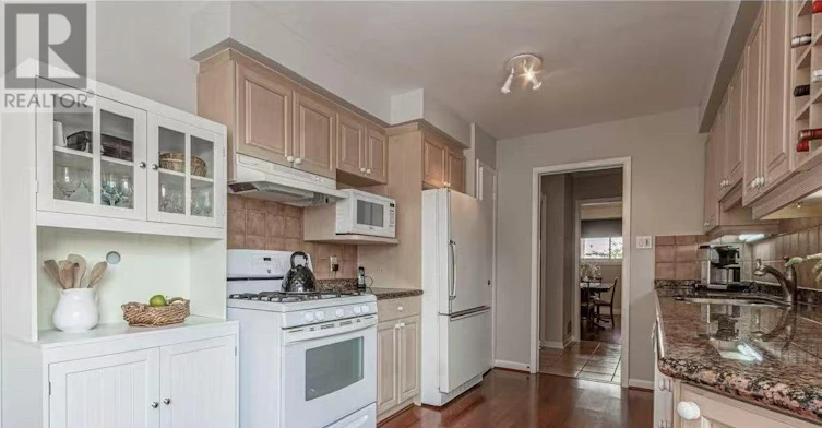 1214 Half Moon Lane, Oakville, ON, L6H 2E5 - 6