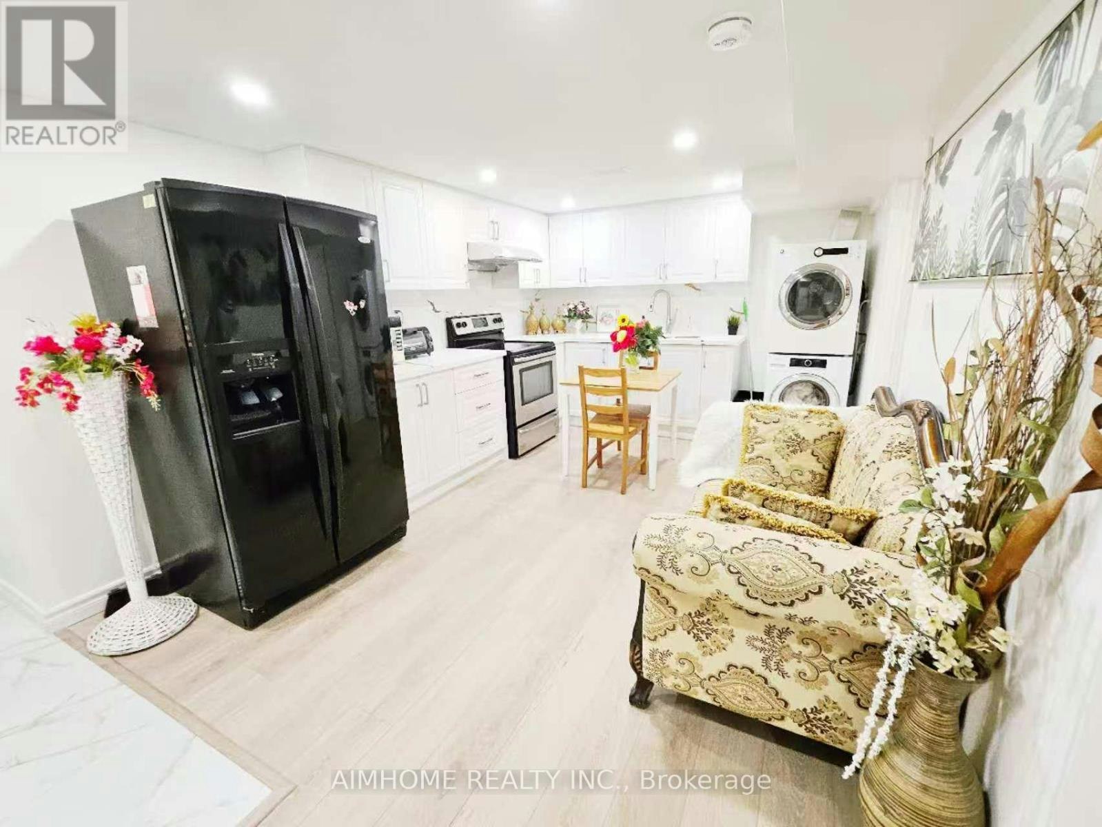 28 Castle Harbour Lane W, Markham, ON, L3T 3A2 - 5