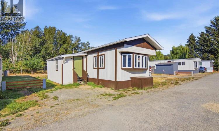 6-4626 Summer Road
