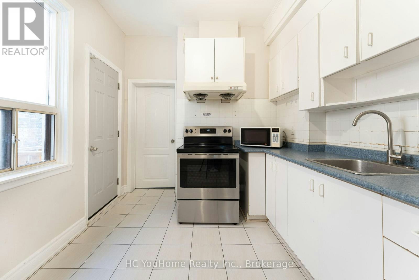 MAIN-190 Major Street, Toronto, ON, M5S 2L3 - 12