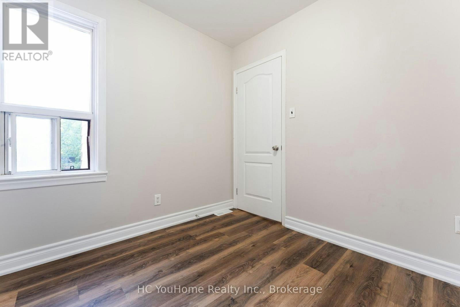 2ND FL-190 Major Street, Toronto, ON, M5S 2L3 - 9
