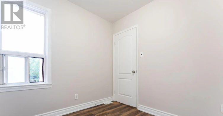 2ND FL-190 Major Street, Toronto, ON, M5S 2L3 - 9