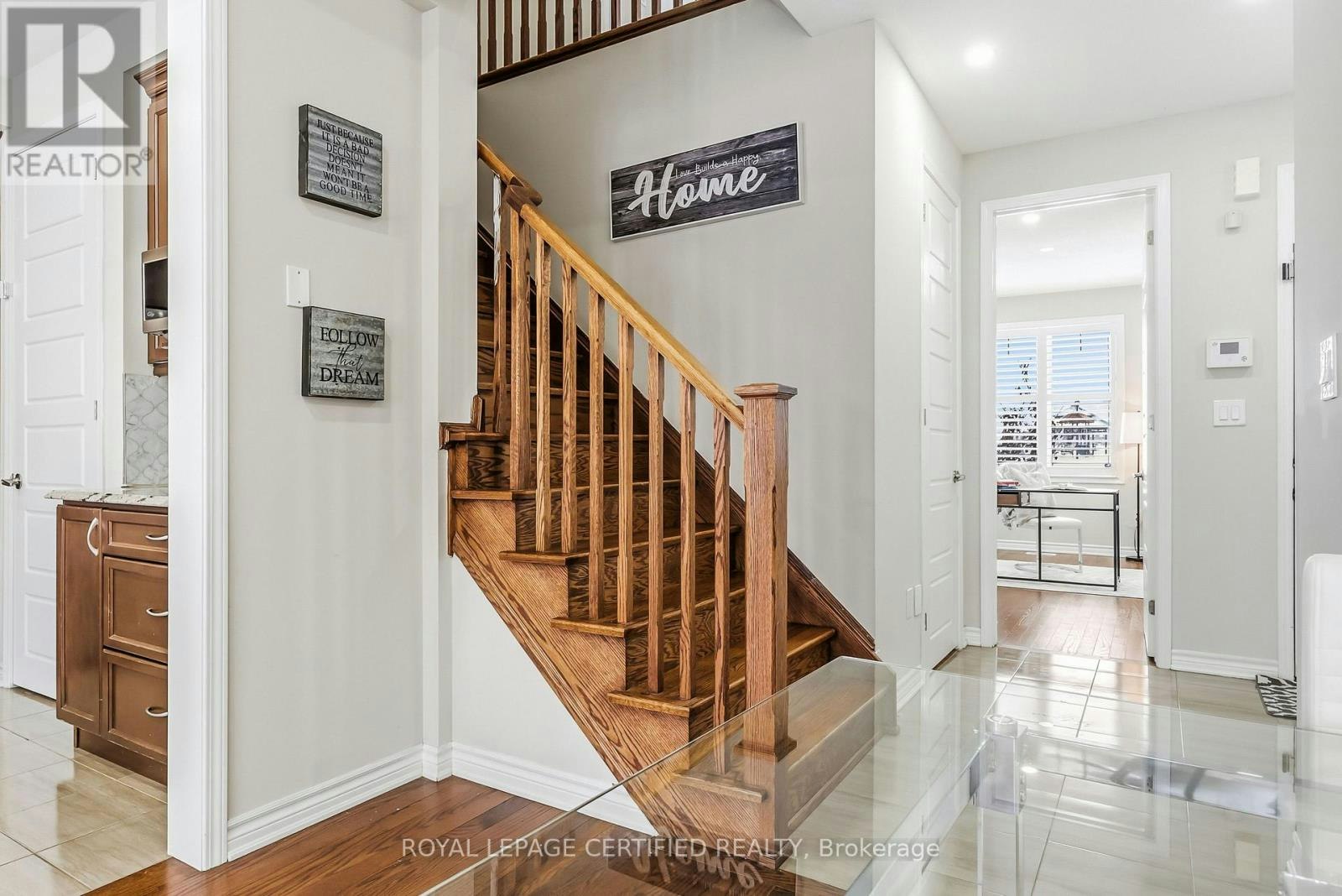 1377 Leger Way, Milton, ON, L9T 7K6 - 17