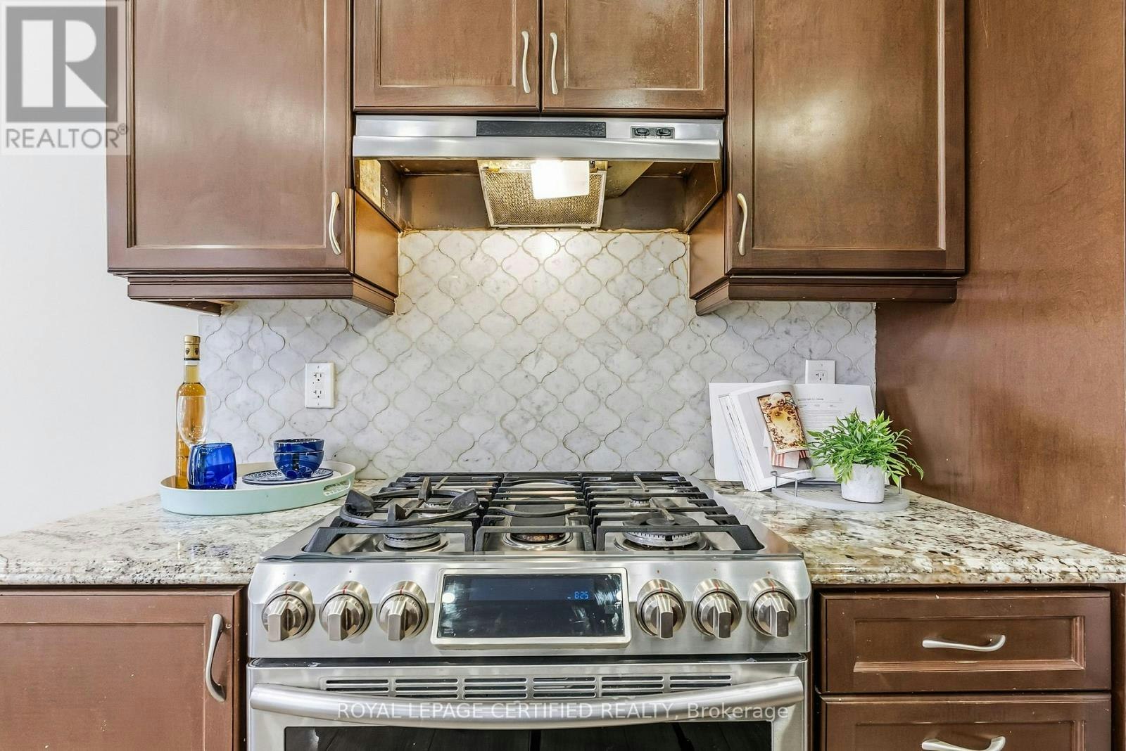 1377 Leger Way, Milton, ON, L9T 7K6 - 14