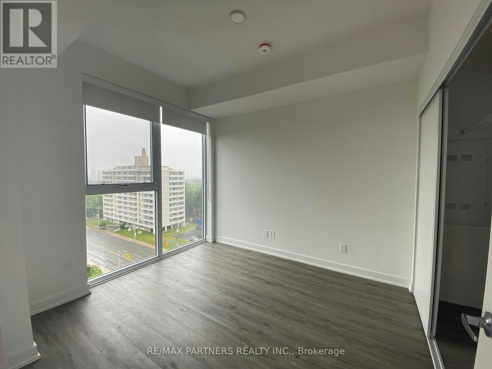 1001-1 Cardiff Road, Toronto, ON, M4P 0G2 - 8
