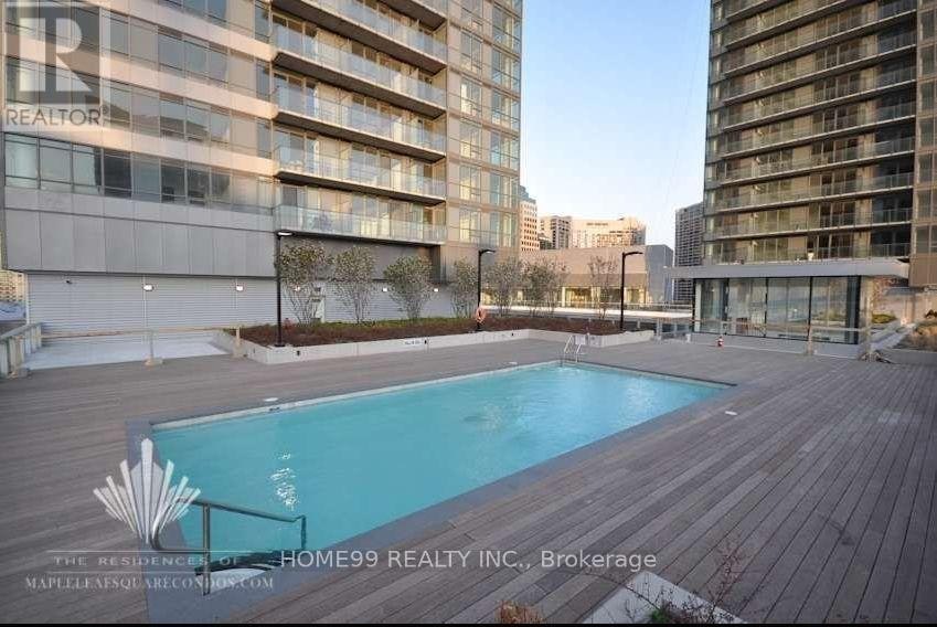 1404-65 Bremner Boulevard, Toronto, ON, M5J 0A7 - 7