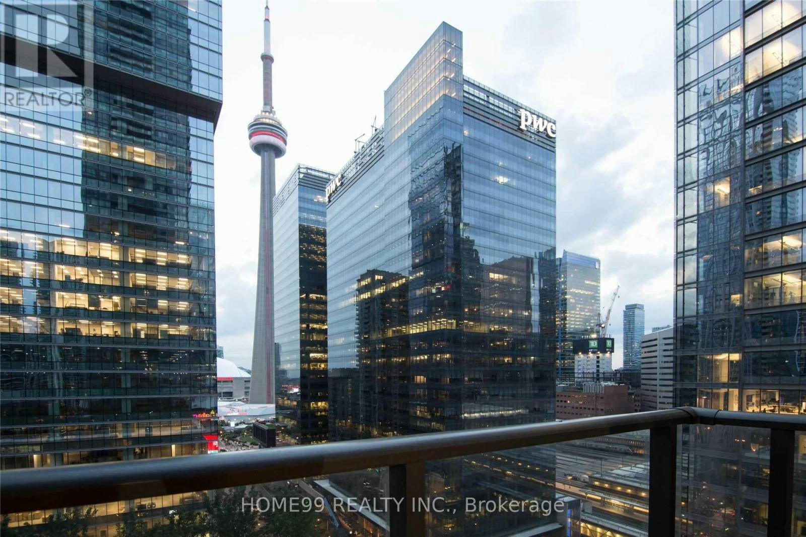 1404-65 Bremner Boulevard, Toronto, ON, M5J 0A7