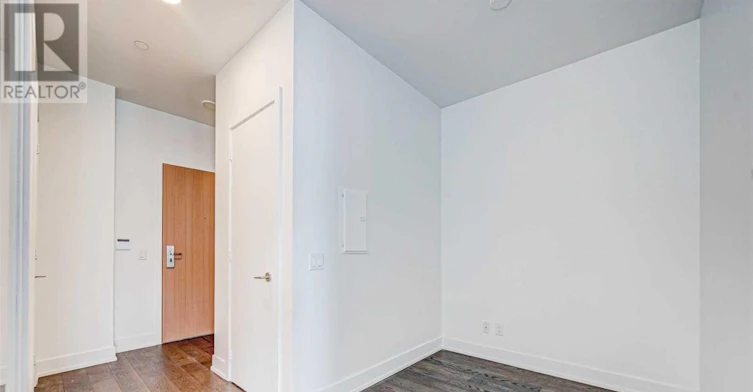 3609-7 Grenville Street, Toronto, ON, M4Y 0E9 - 4
