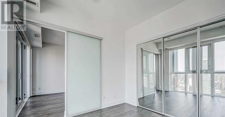 3609-7 Grenville Street, Toronto, ON, M4Y 0E9 - 19