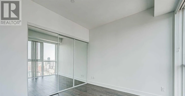 3609-7 Grenville Street, Toronto, ON, M4Y 0E9 - 16