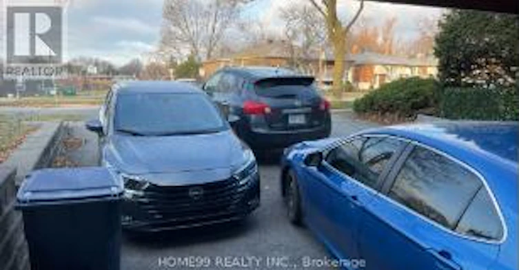 UPPER-137 Pineway Boulevard, Toronto, ON, M2H 1A9 - 7