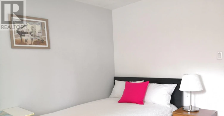 UPPER-137 Pineway Boulevard, Toronto, ON, M2H 1A9 - 5