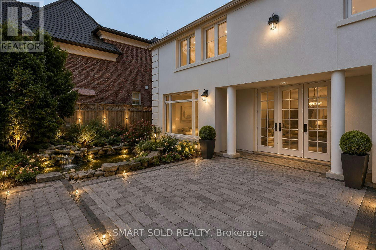 347 Cortleigh Boulevard, Toronto, ON, M5N 1R4 - 4