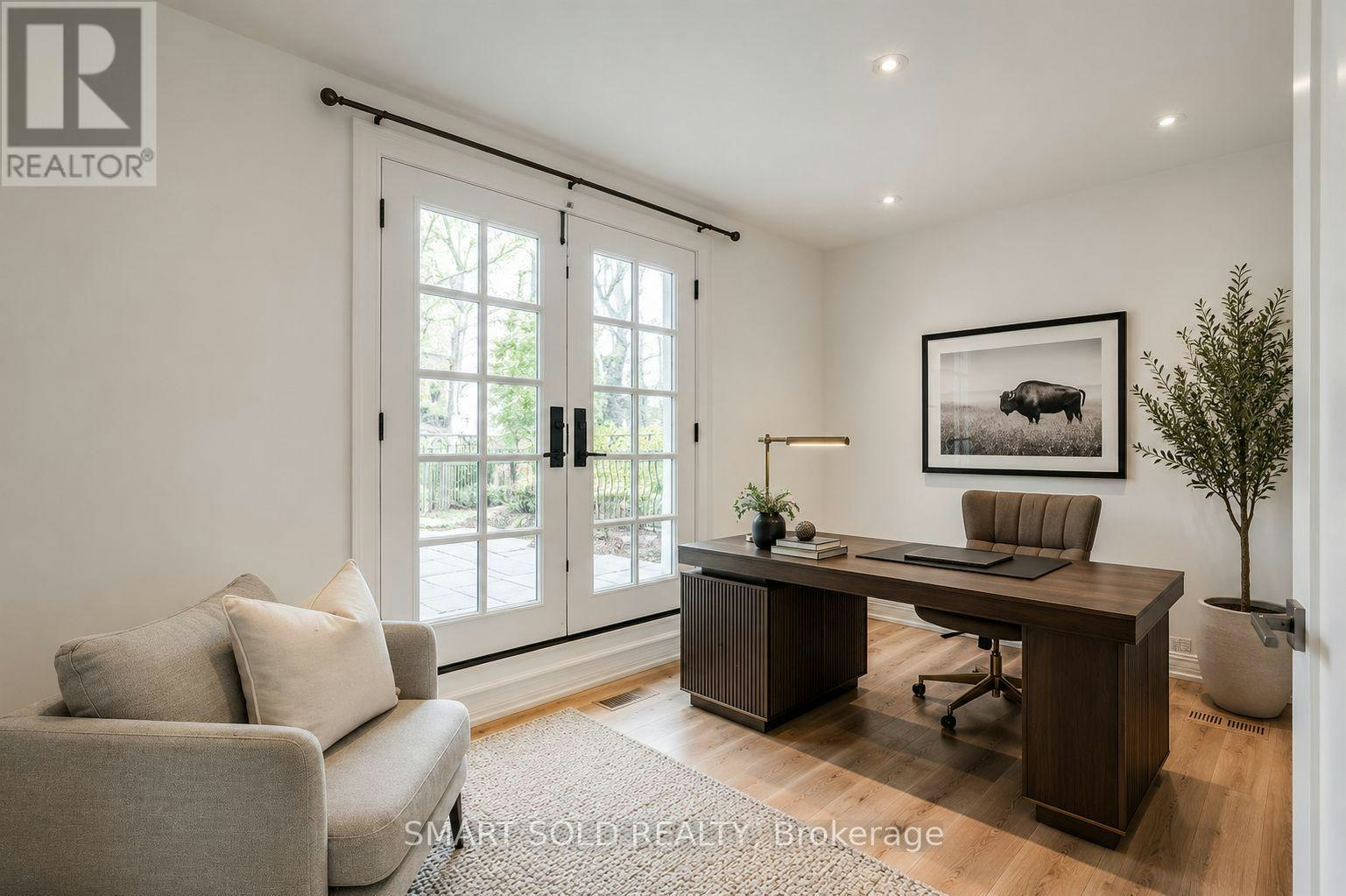 347 Cortleigh Boulevard, Toronto, ON, M5N 1R4 - 7