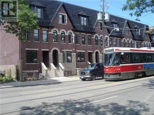 40-140 Broadview Avenue, Toronto, ON, M4M 0A8 - 11