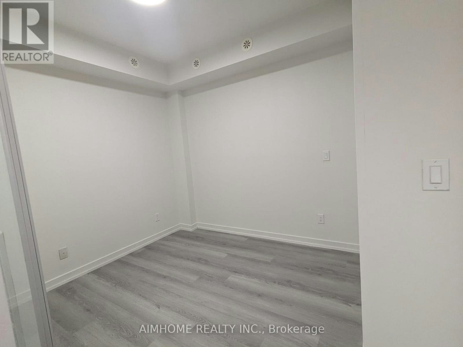 40-140 Broadview Avenue, Toronto, ON, M4M 0A8 - 7