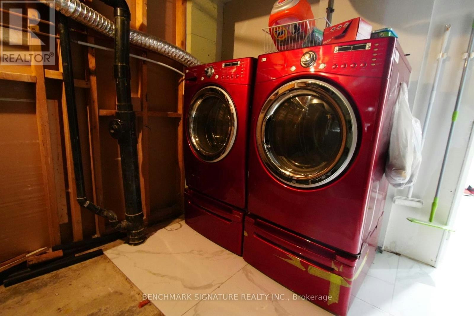 BSMT-220 Lucas Street, Richmond Hill, ON, L4C 4P7 - 9