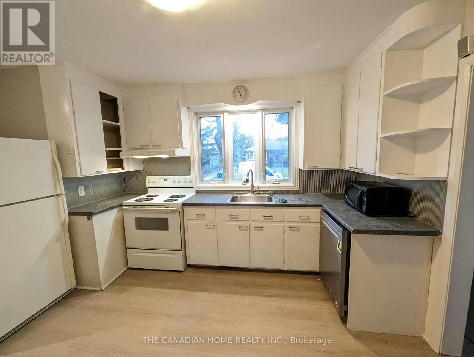 1-60 Campbell Crescent, Kingston, ON, K7M 1Z5 - 5
