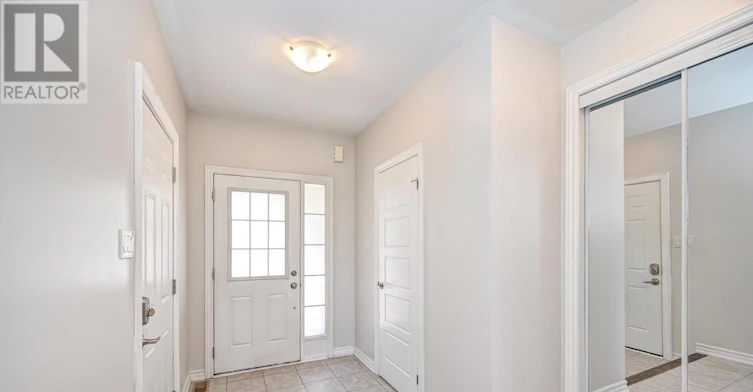 260 Waterbrook Lane, Kitchener, ON, N2P 0H7 - 2