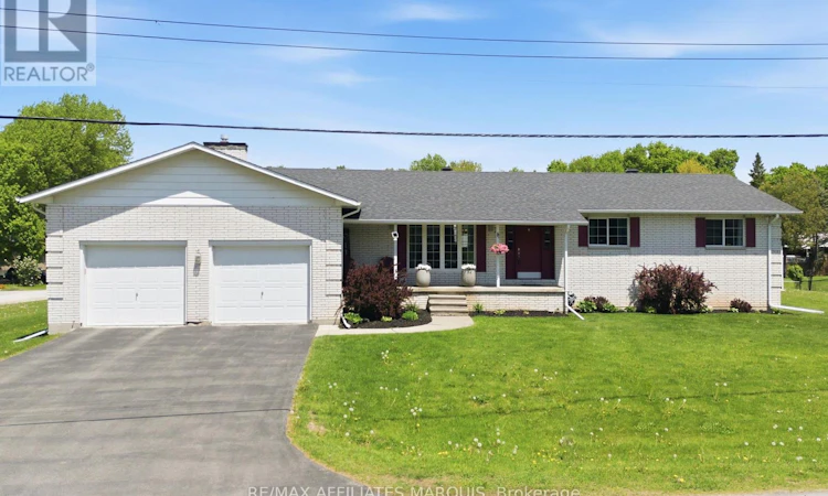 3 Forest Drive