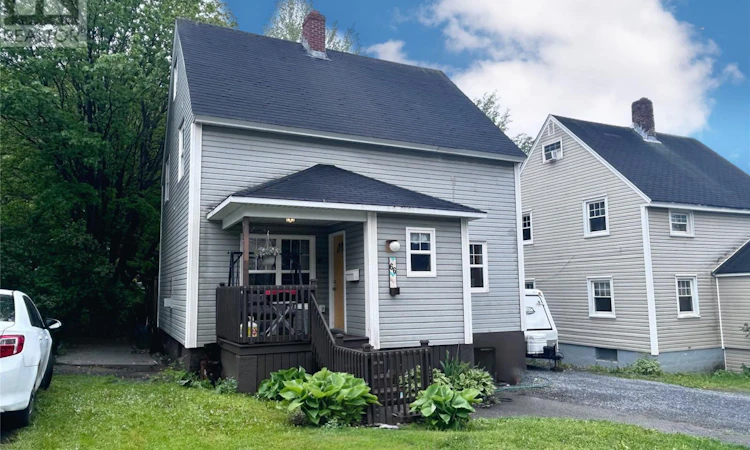 66 Valley Road East