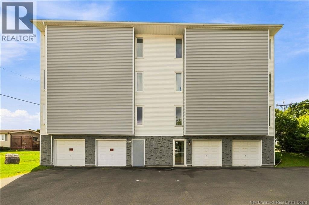 72 Kendra 1 Street, Moncton, NB, E1C 4J9