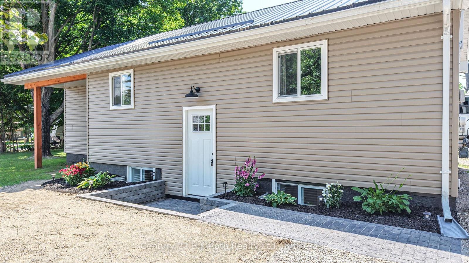 3332 Cleveland Avenue, Severn, ON, L0K 1G0