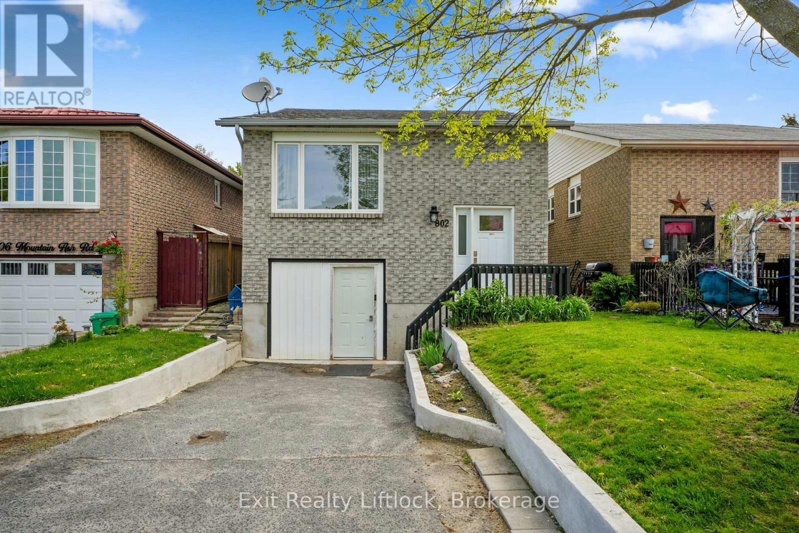 802 Mountain Ash Road, Peterborough, ON, K9J 8K2