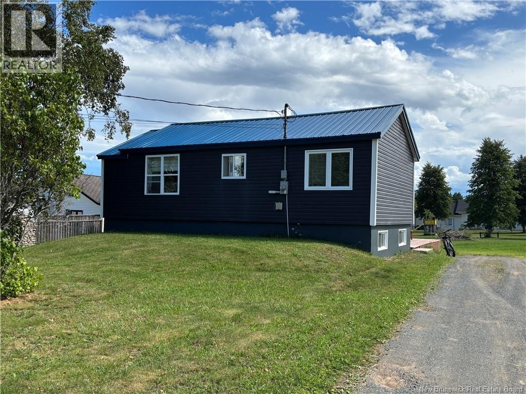 97 Cormier Rue, Petit Rocher, NB, E8J 1N7